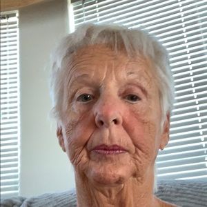 Meet your Posher, Linda